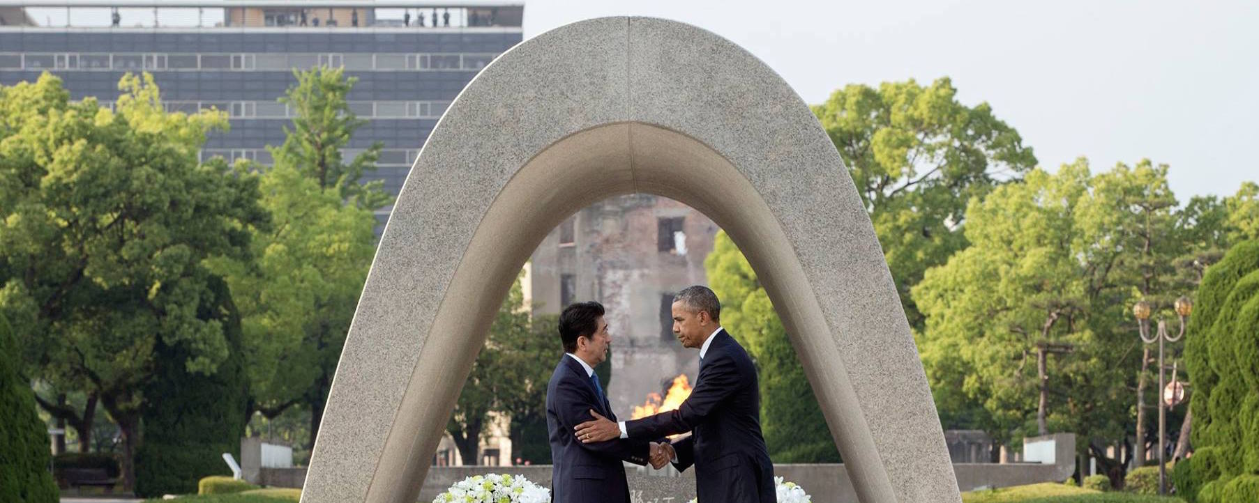 Shinzō_Abe_and_Barack_Obama_shaking_hands_at_the_Hiroshima_Peace_Memorial_Park