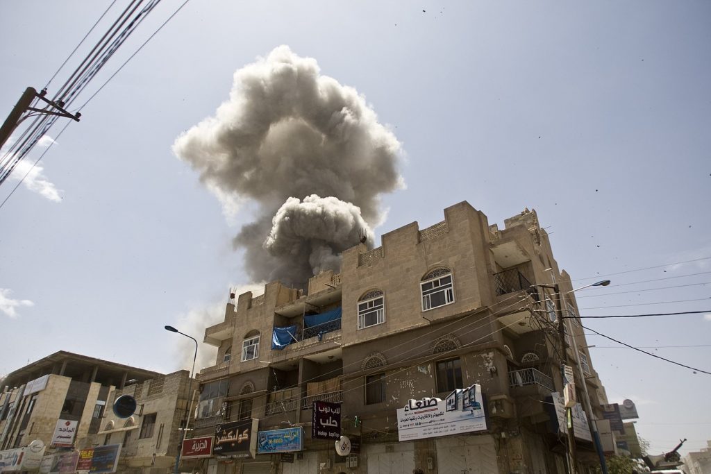 Between the Lines - Lawmakers Push to Invoke War Powers Act to End US Complicity in Yemen War